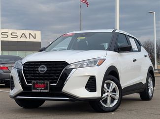 Certified 2025 Nissan Kicks Play S video 1