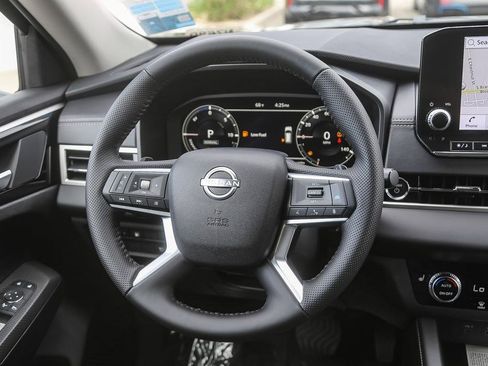New 2026 Nissan Rogue SL AWD/4WD image 16