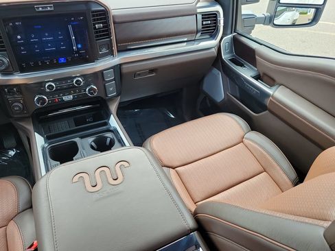 Used 2026 Ford F450 King Ranch w/ FX4 Off-Road Package AWD/4WD image 11