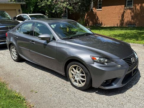 Used 2015 Lexus IS 250 AWD w/ Premium Package image 2