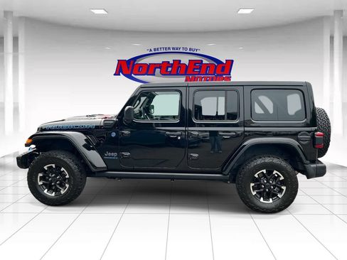 Used 2024 Jeep Wrangler Unlimited Rubicon 4xe AWD/4WD image 6