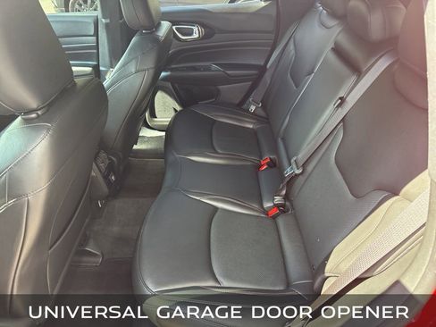 Used 2022 Jeep Compass Limited image 17