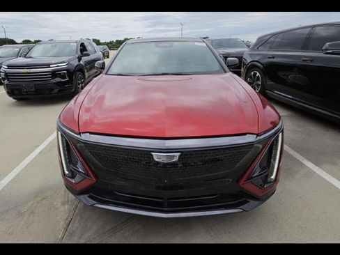 Certified 2025 Cadillac Lyriq Sport w/ Nappa Leather Package AWD/4WD image 2