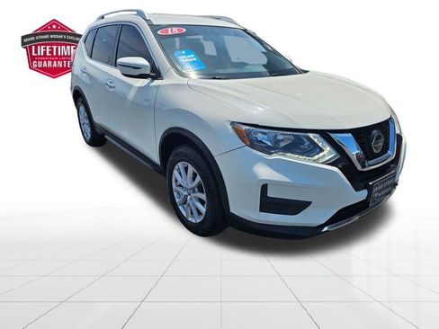 Used 2018 Nissan Rogue SV AWD/4WD image 5