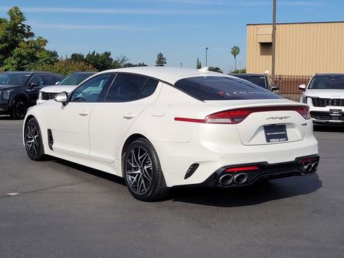 Certified 2022 Kia Stinger GT-Line RWD image 8