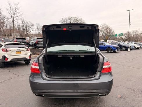 Used 2012 Mercedes-Benz E 350 4MATIC Sedan image 9