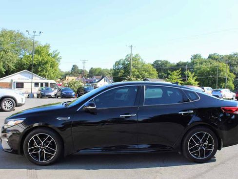 Used 2020 Kia Optima SE FWD image 9