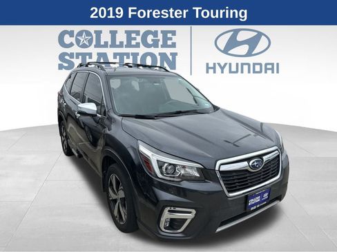 Used 2019 Subaru Forester Touring image 1