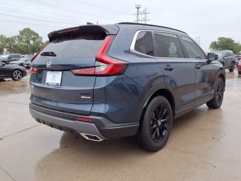 Used 2025 Honda CR-V Sport image 25