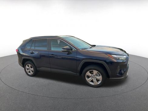 Used 2025 Toyota RAV4 XLE image 2