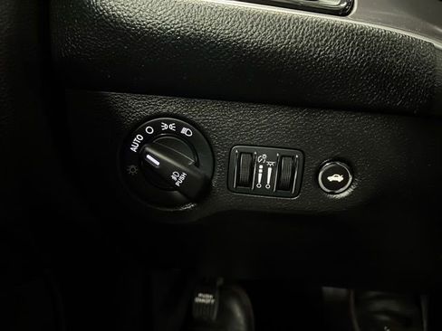 Used 2022 Dodge Challenger SXT w/ Blacktop Package image 22