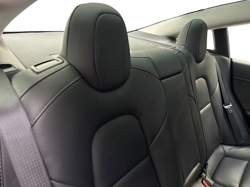 Used 2023 Tesla Model 3 Standard Range image 39