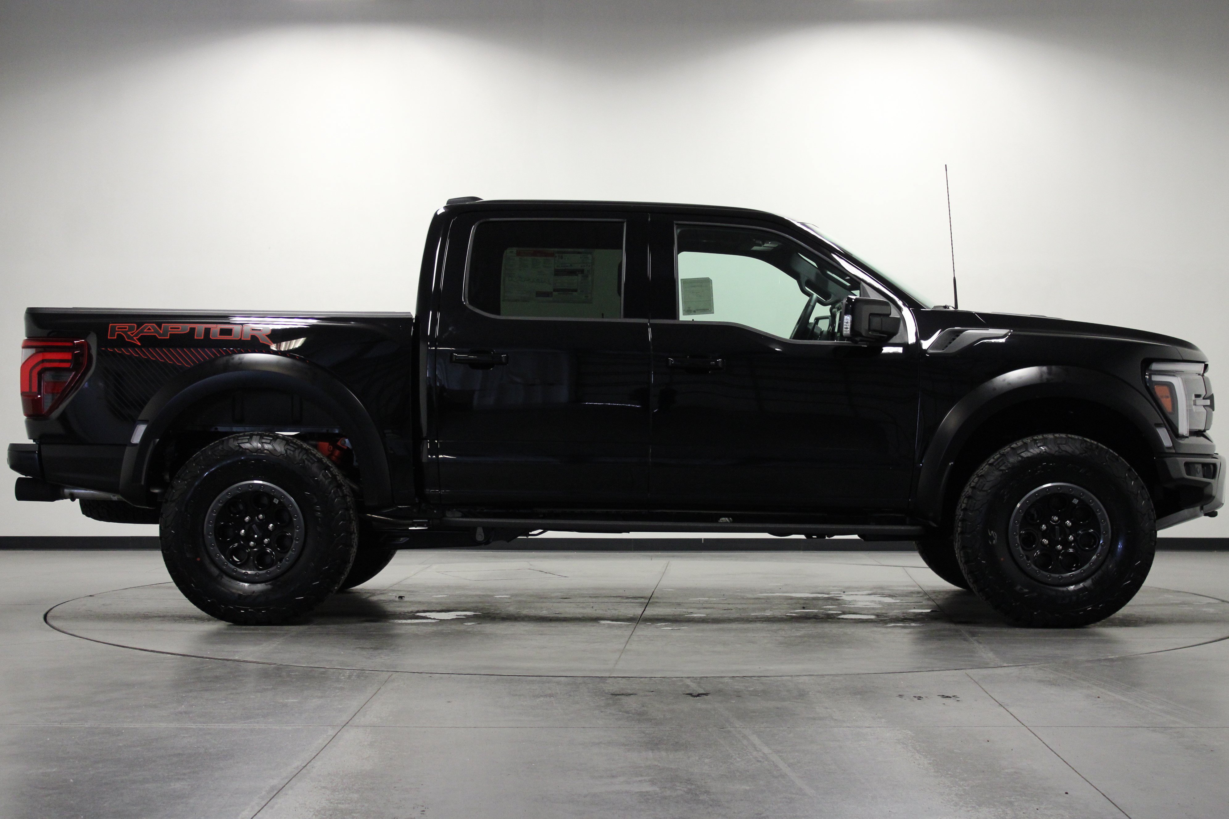 New 2025 Ford F150 Raptor AWD/4WD image 3
