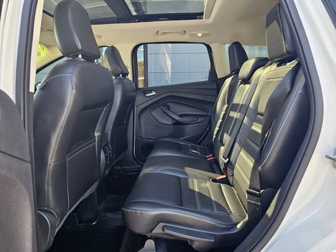 Used 2018 Ford Escape SEL w/ Canadian Touring Package AWD/4WD image 16