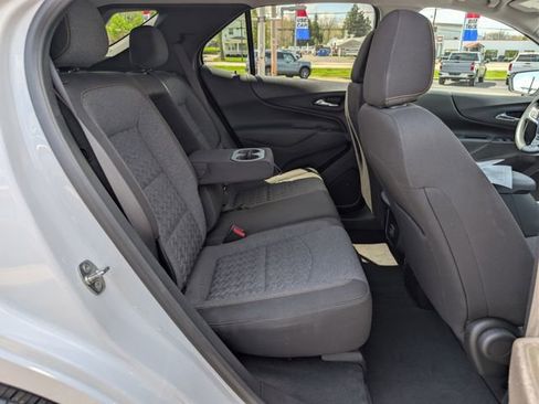Used 2023 Chevrolet Equinox LT FWD image 17