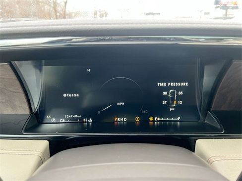 Used 2019 Lincoln Navigator Reserve image 12