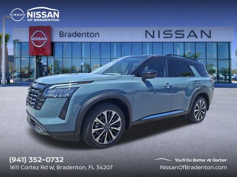 New 2026 Nissan Pathfinder Platinum AWD/4WD image 1