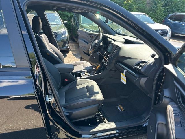Certified 2025 Subaru Forester Wilderness AWD/4WD image 32