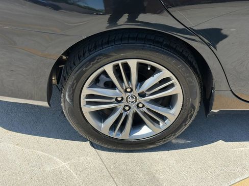 Used 2016 Toyota Camry SE FWD image 41