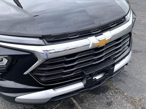 Used 2025 Chevrolet TrailBlazer LT FWD image 31