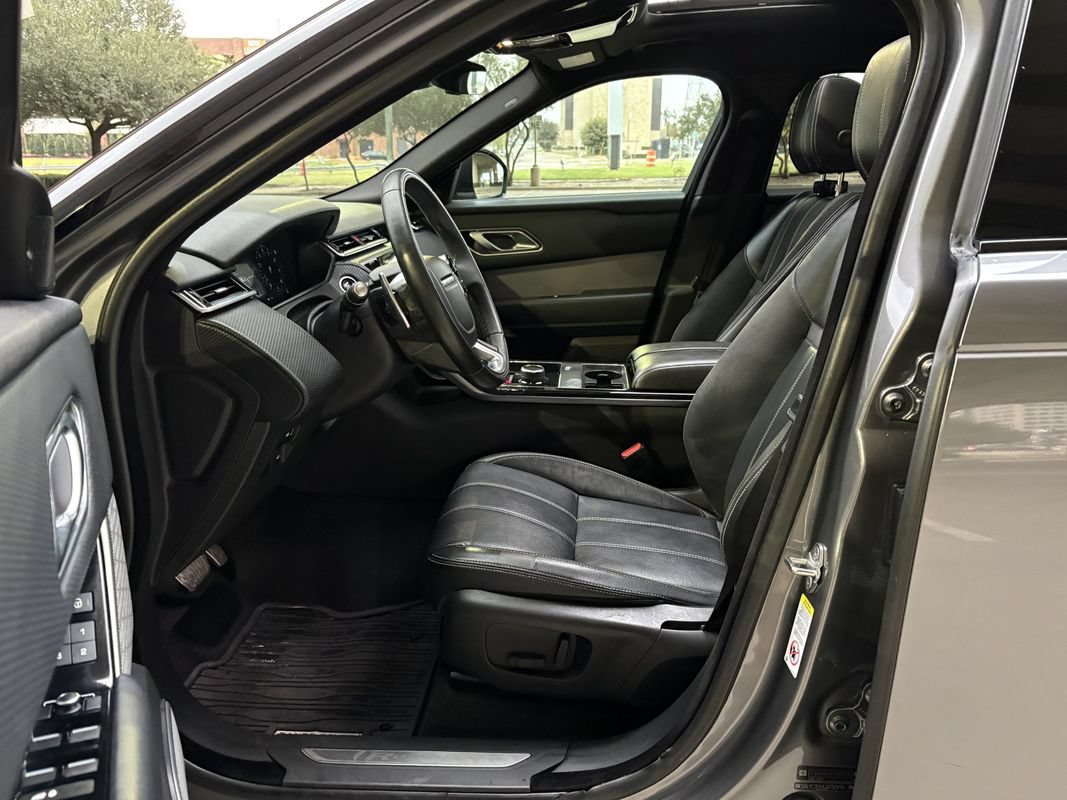 Used 2018 Land Rover Range Rover Velar R-Dynamic SE AWD/4WD image 17