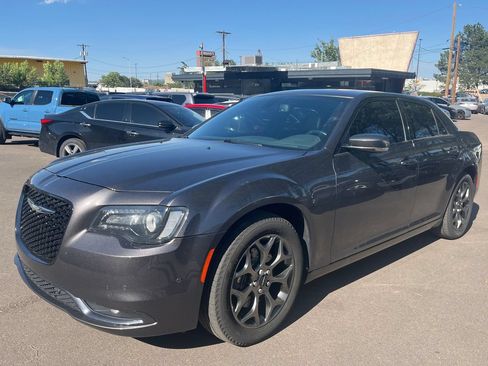 Used 2017 Chrysler 300 S w/ 300S Premium Group AWD/4WD image 3