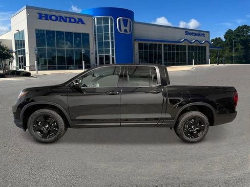 New 2026 Honda Ridgeline Black Edition image 2