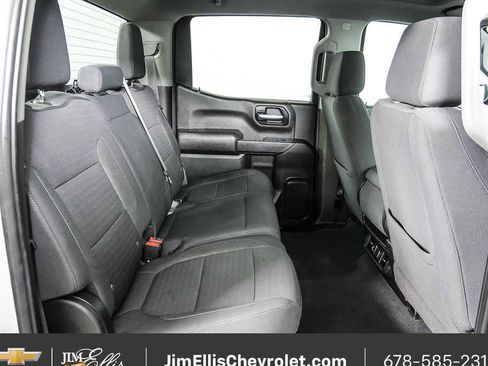 Certified 2021 Chevrolet Silverado 1500 LT AWD/4WD image 19
