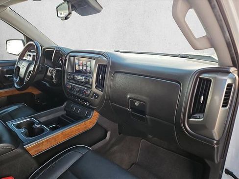 Used 2018 Chevrolet Silverado 1500 High Country image 23