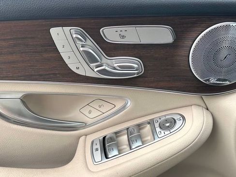 Certified 2021 Mercedes-Benz GLC 300 4MATIC image 33
