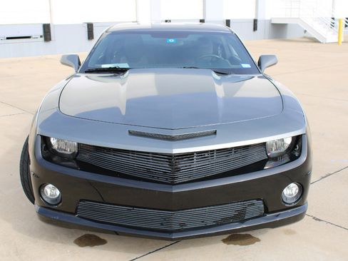 Used 2012 Chevrolet Camaro SS w/ Orange Stripe Package image 8