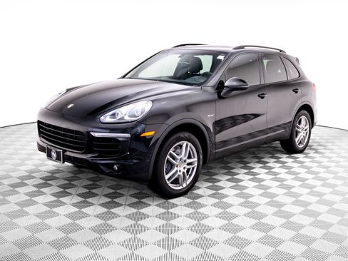 Used 2015 Porsche Cayenne Diesel AWD/4WD image 1