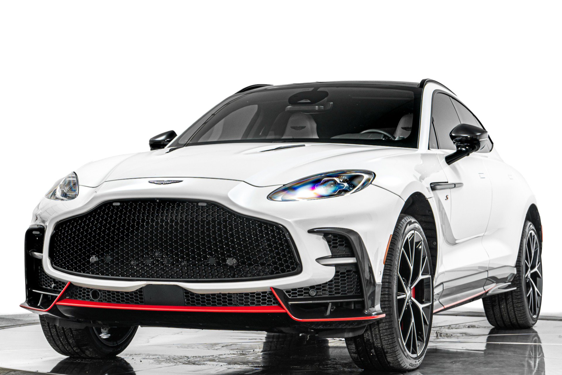 Used 2026 Aston Martin DBX S AWD/4WD image 5