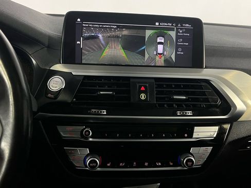Used 2021 BMW X4 xDrive30i w/ M Sport Package AWD/4WD image 17