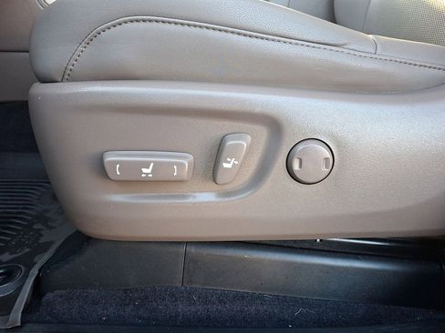 Used 2020 Lexus GX 460 Premium image 18