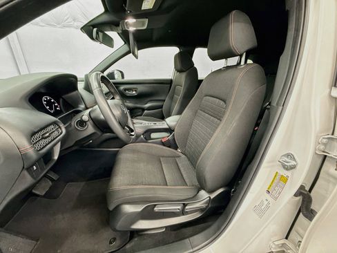 Used 2024 Honda HR-V Sport image 13