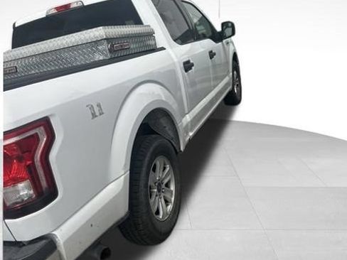 Used 2017 Ford F150 XLT w/ Equipment Group 301A Mid RWD image 6