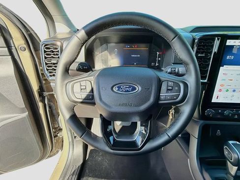 Used 2025 Ford Ranger XLT w/ Black Appearance Package AWD/4WD image 37