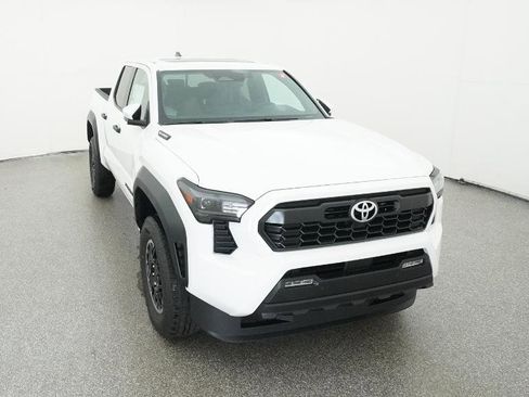 Certified 2025 Toyota Tacoma TRD Off-Road w/ TRD Off Road Upgrade Package image 32