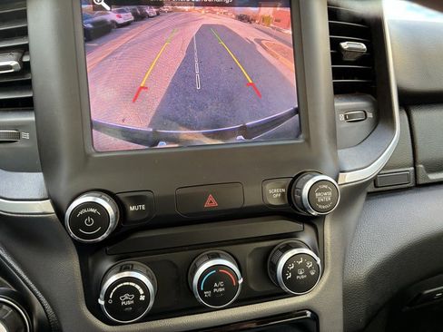 Used 2019 RAM 1500 Big Horn image 14