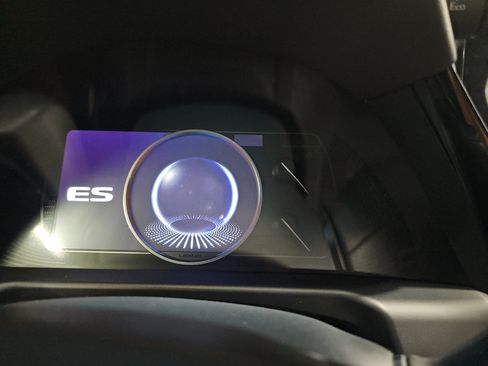 Used 2024 Lexus ES 350 w/ Premium Package FWD image 19