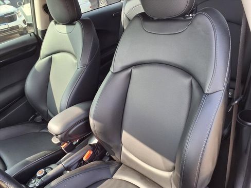 Used 2018 MINI Cooper S image 7