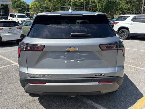Used 2026 Chevrolet Equinox LT w/ Convenience Package II AWD/4WD image 4
