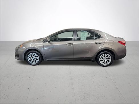 Used 2019 Toyota Corolla LE FWD image 3