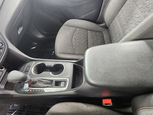Used 2024 Chevrolet Equinox LT AWD/4WD image 30