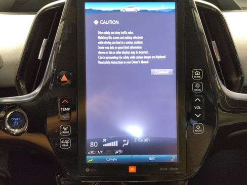 Used 2018 Toyota Prius Four Touring w/ Premium Convenience Package image 25