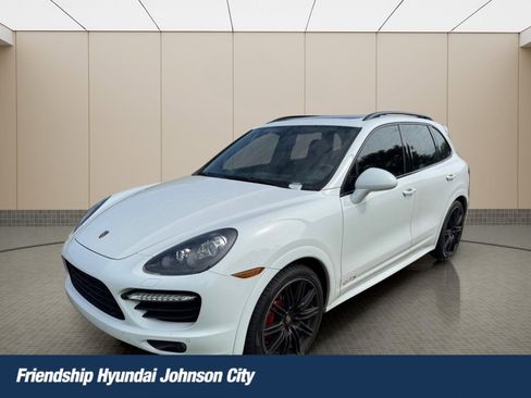 Used 2014 Porsche Cayenne GTS AWD/4WD image 1