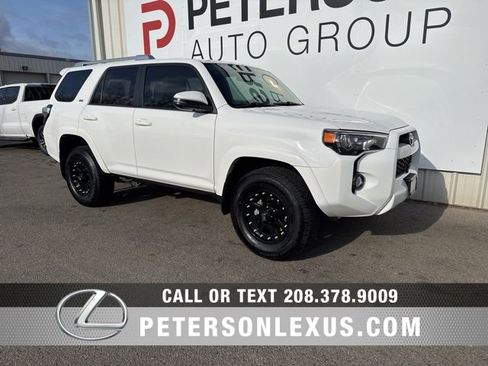 Used 2016 Toyota 4Runner SR5 Premium image 1