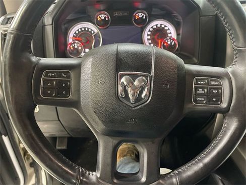 Used 2018 RAM 1500 Sport image 10