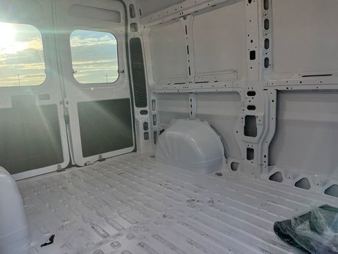 New 2026 RAM ProMaster 1500 w/ Quick Order Package 22G SLT image 19